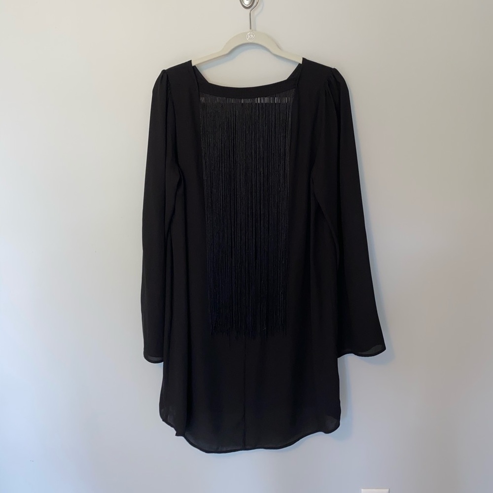 Little black dress! Open back with fringe✨